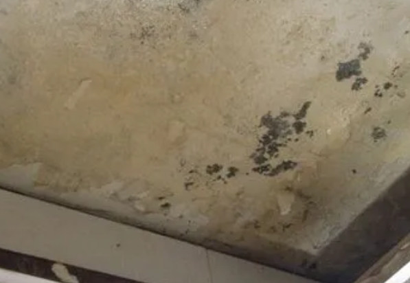 文水阳台漏水维修公司分享下文水卫生间渗水维修需要注意哪些问题。
