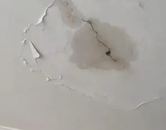 文水阳台漏水维修公司分享下屋面防水工程质量问题原因分析